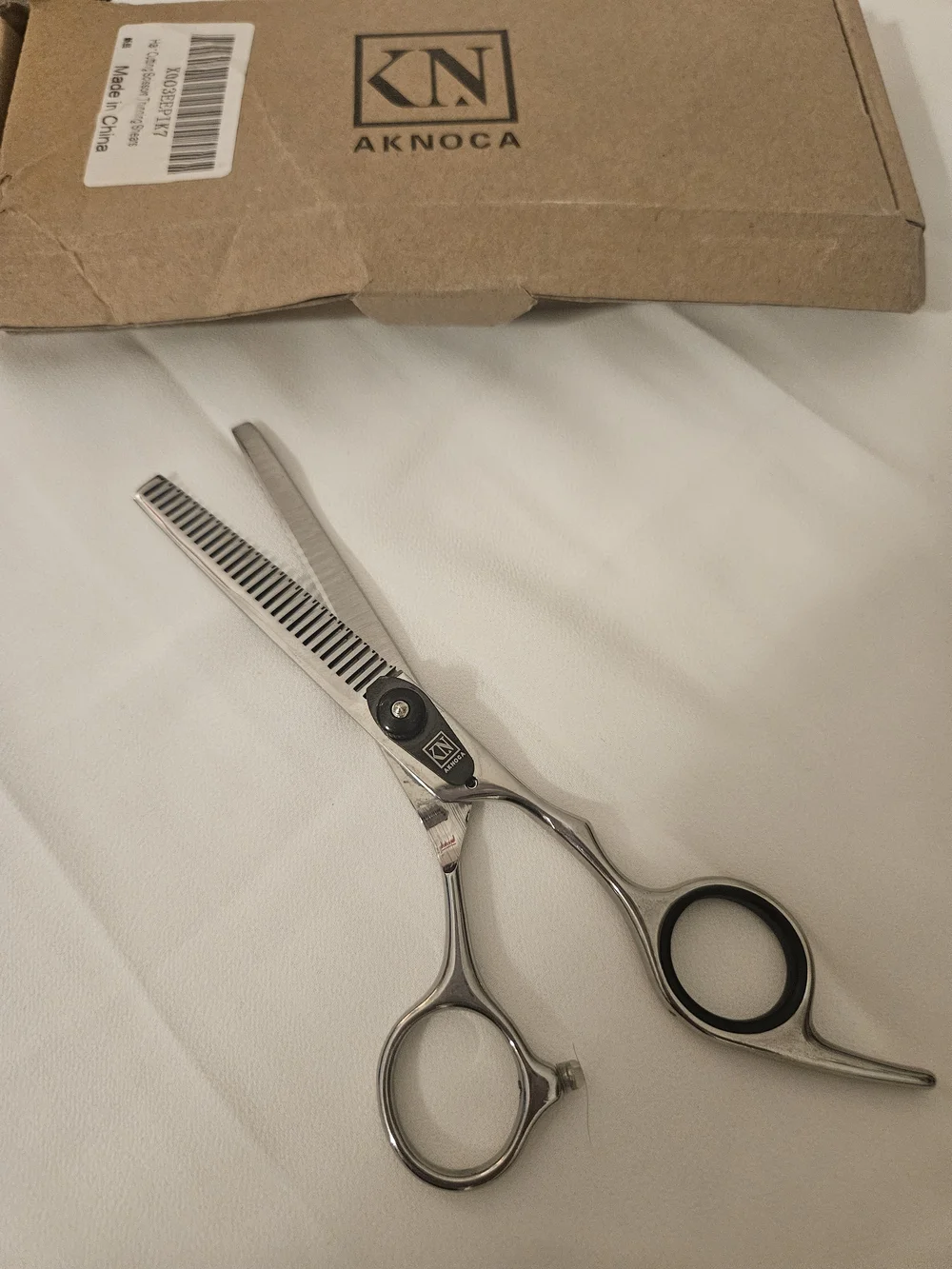 Stainless Steel Silver Thinning Shears for Men’s Grooming